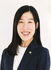 前田あゆみ